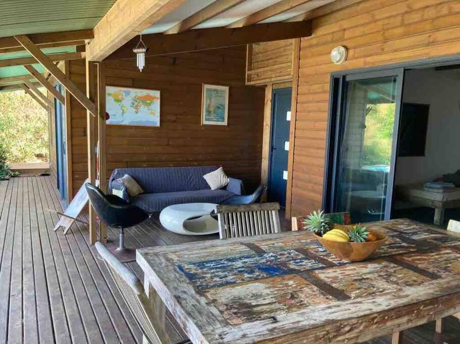 Cottage Chaleureux Avec Vue Mer Et Piscine Saint-Leu Exterior photo