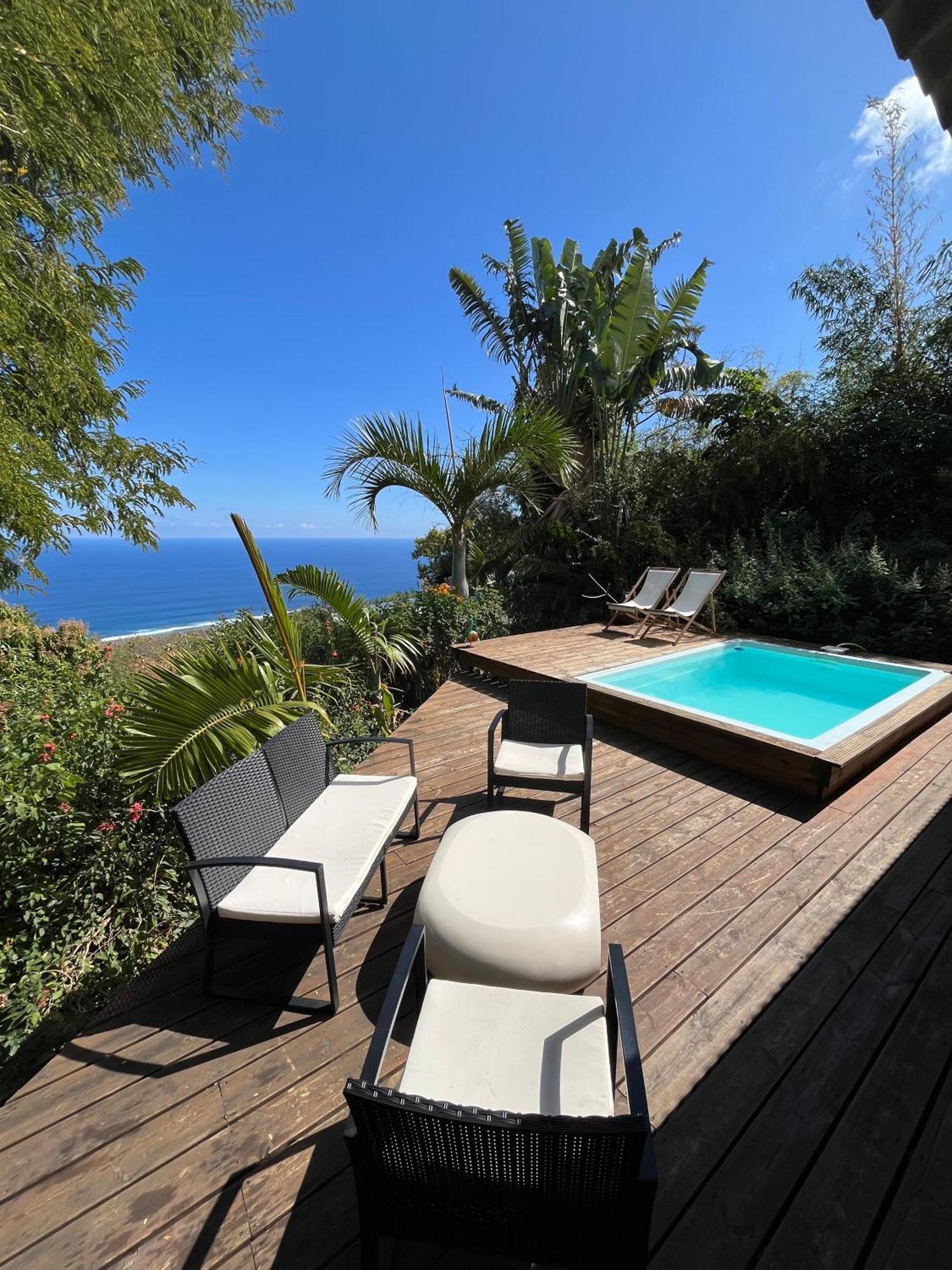 Cottage Chaleureux Avec Vue Mer Et Piscine Saint-Leu Exterior photo